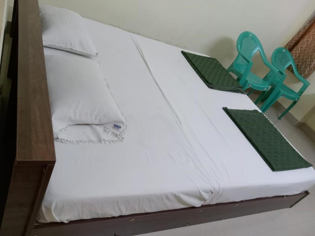 Bssk Comforts Inn Tiruchirappalli ภายนอก รูปภาพ