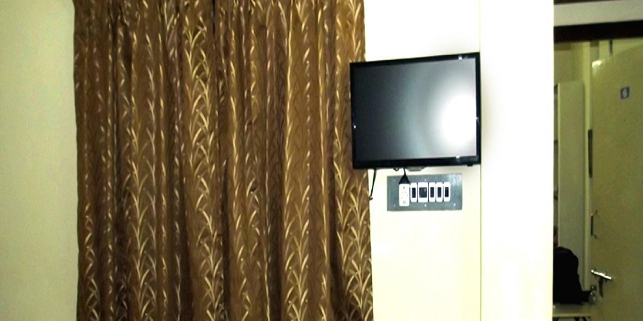 Bssk Comforts Inn Tiruchirappalli ภายนอก รูปภาพ